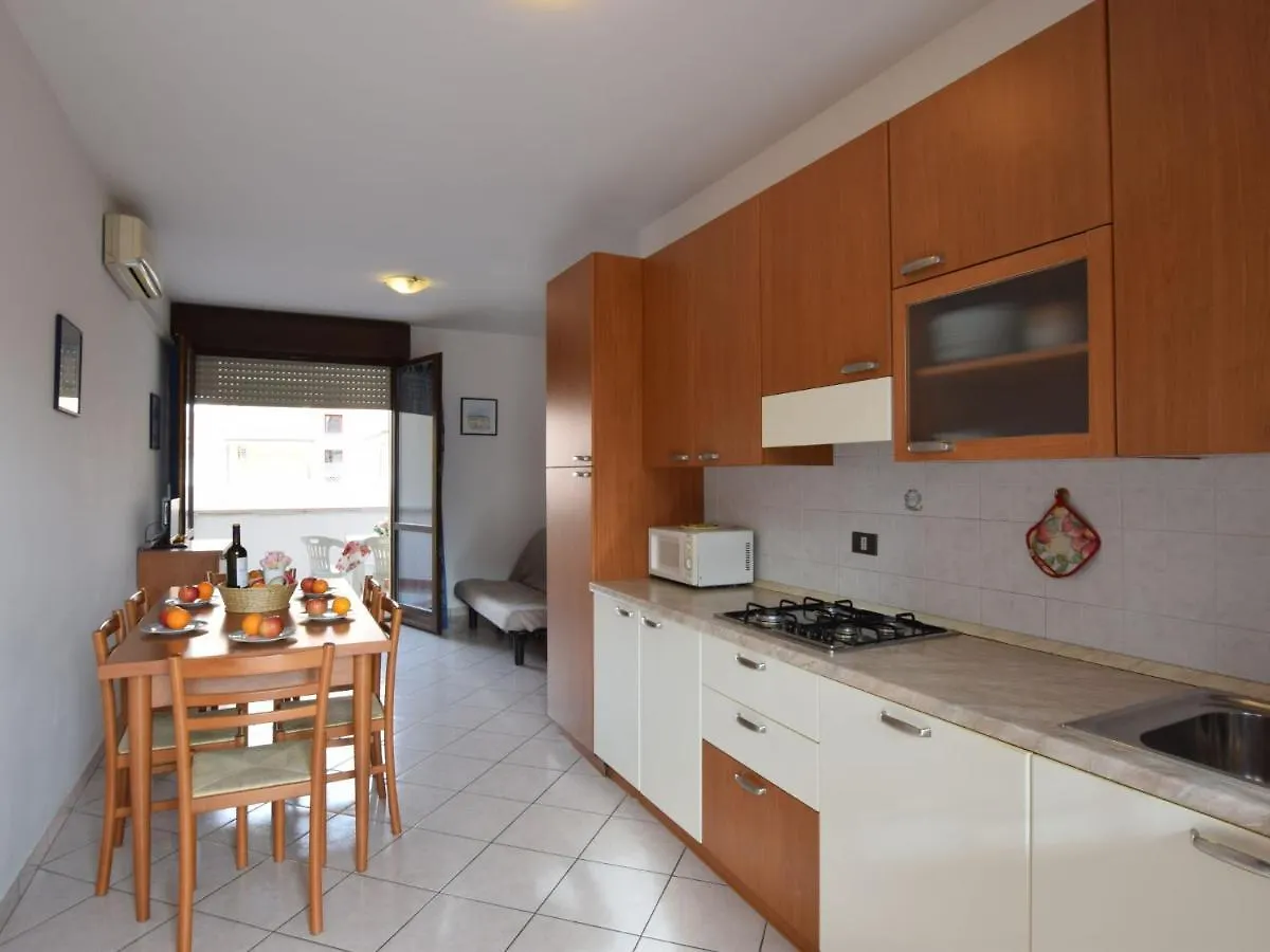 Apartment Acquamarina-2 By Interhome Rosapineta