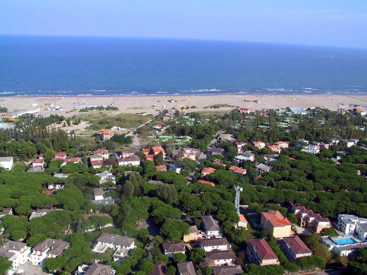 Apartment Acquamarina-2 By Interhome Rosapineta